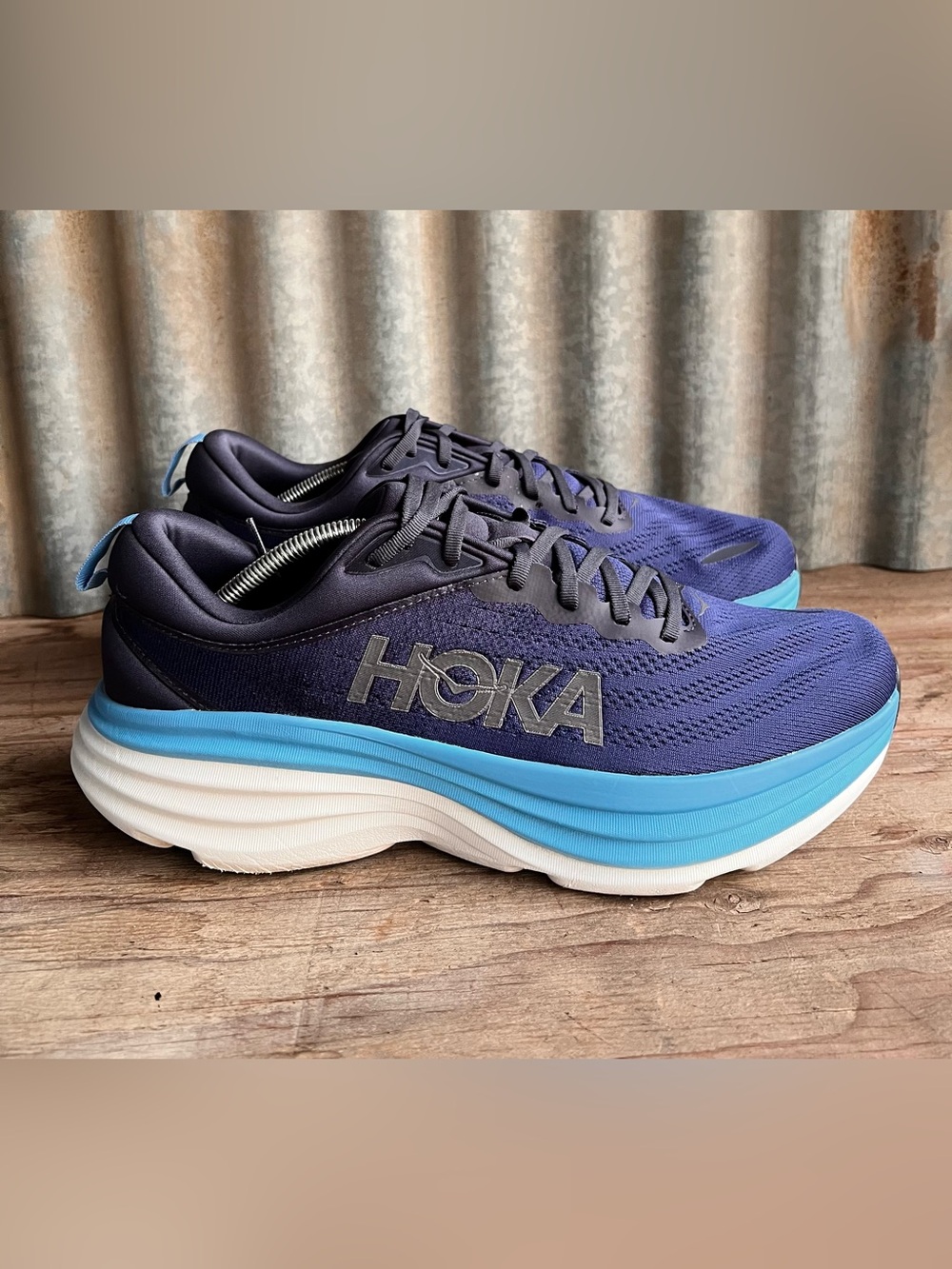 Hoka Bondi 8 running shoes